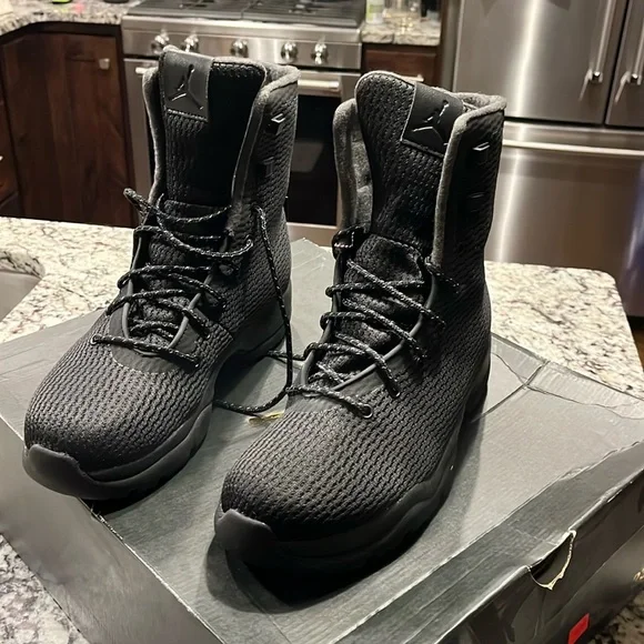 Nike Air Jordan Future Boot